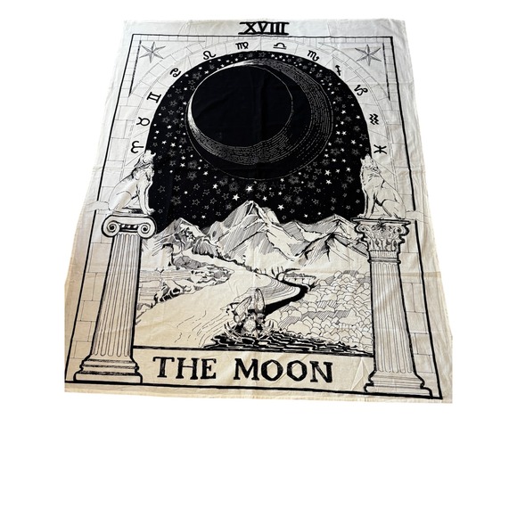 Other - The Moon Tarot Card Tapestry Black White XVIII Wolf Zodiac Wall Hanging 74x57